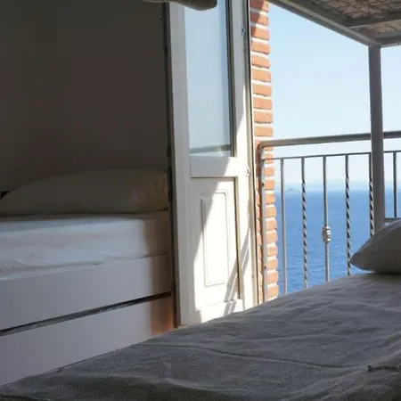 Trilocale A Capo D'arco Vista Mare Rio Marina